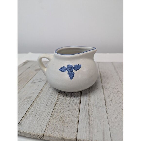 Pfaltzgraff Yorktowne Gravy Pitcher #3 Stoneware USA Blue - Picture 1 of 6